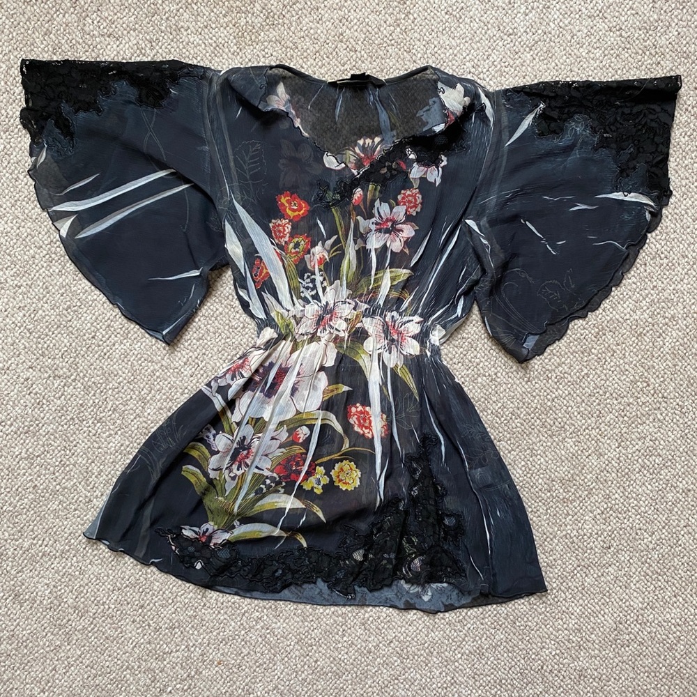 Beatiful Floral Flowy Sleeve Dress